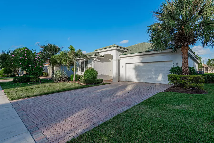 8754 Bellido CIR, Boynton Beach, FL 33472