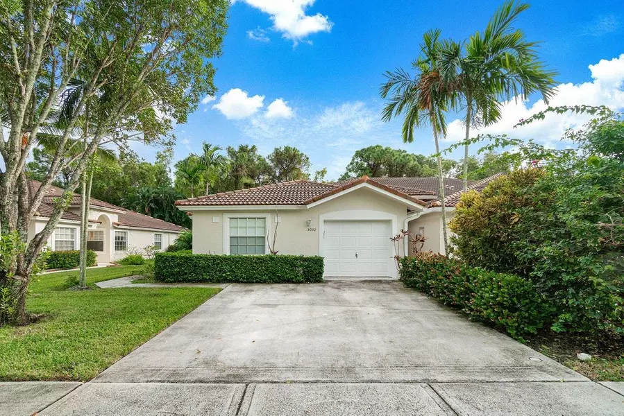 5032 N La Sedona CIR, Delray Beach, FL 33484