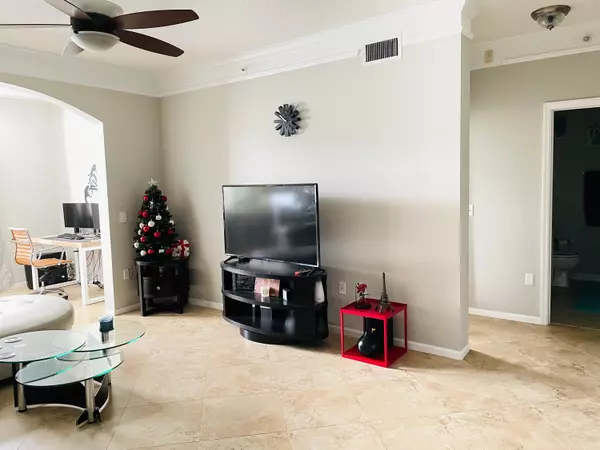 Palm Beach Gardens, FL 33418,3303 E Myrtlewood CIR