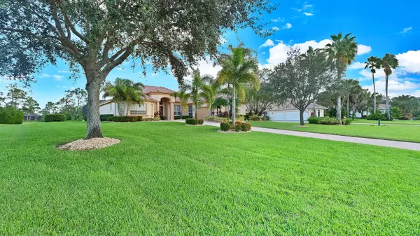 Port Saint Lucie, FL 34986,8031 Plantation Lakes DR