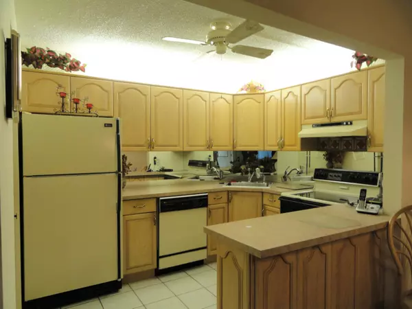 Greenacres, FL 33463,3587 La Playas CT C-1