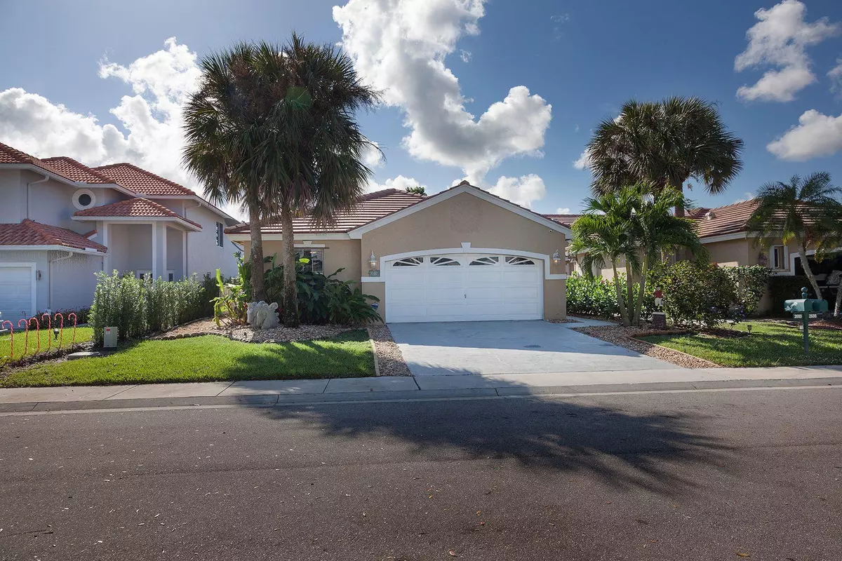 Wellington, FL 33414,2680 Country Golf DR