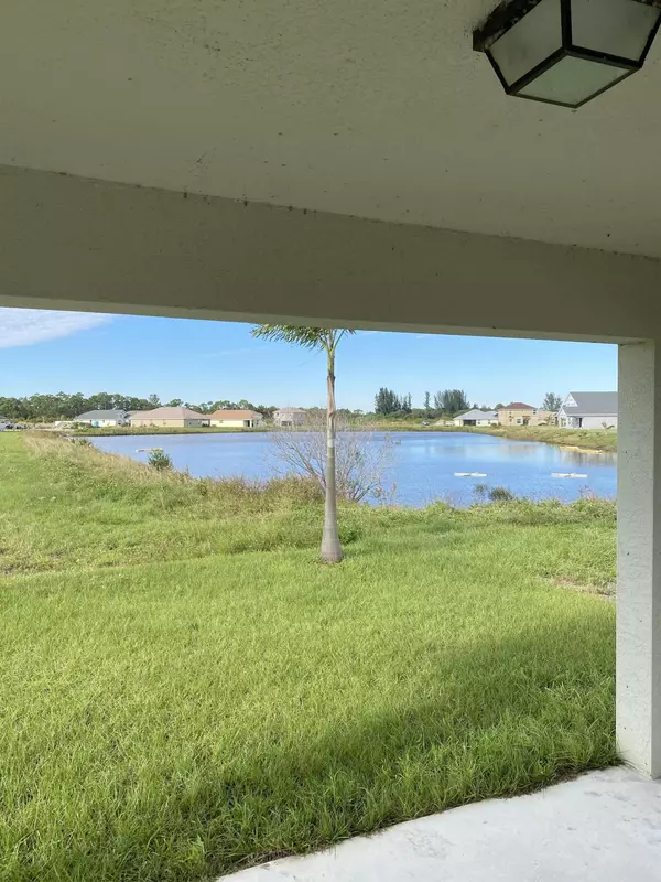 Fort Pierce, FL 34945,317 Palm Breezes DR