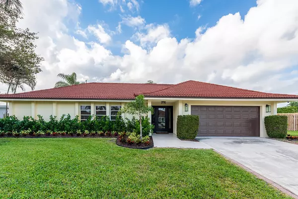 12171 Captains LNDG, North Palm Beach, FL 33408