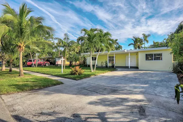 Pompano Beach, FL 33060,248 SW 11th CT