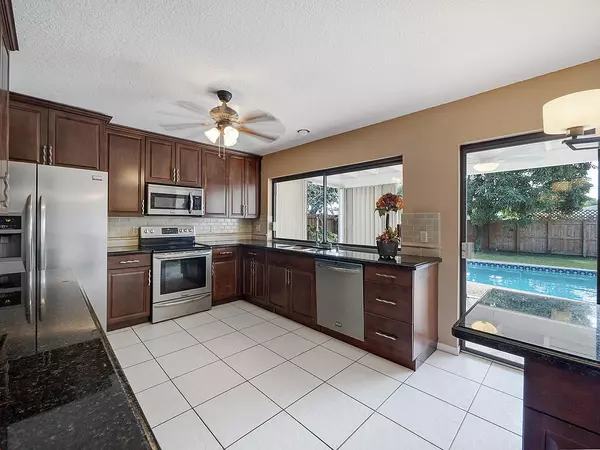 Boca Raton, FL 33431,2432 NW Timbercreek CIR