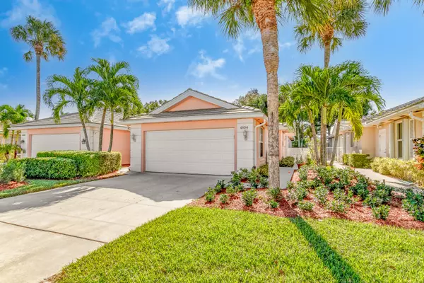 4104 Old Oak DR, Palm Beach Gardens, FL 33410