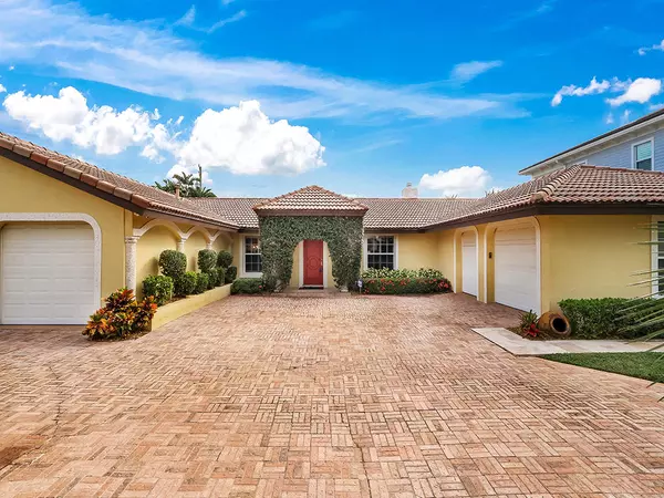 Palm Beach Gardens, FL 33410,2386 Inland Cove RD