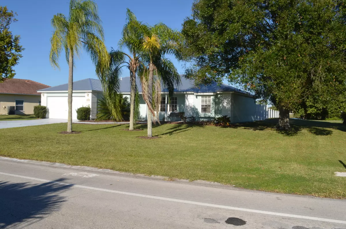 Port Saint Lucie, FL 34952,1543 SE Westmoreland BLVD