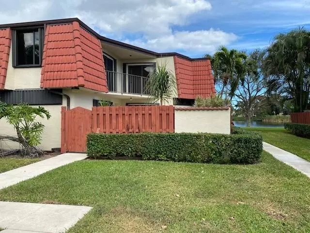 3775 Victoria DR, West Palm Beach, FL 33406