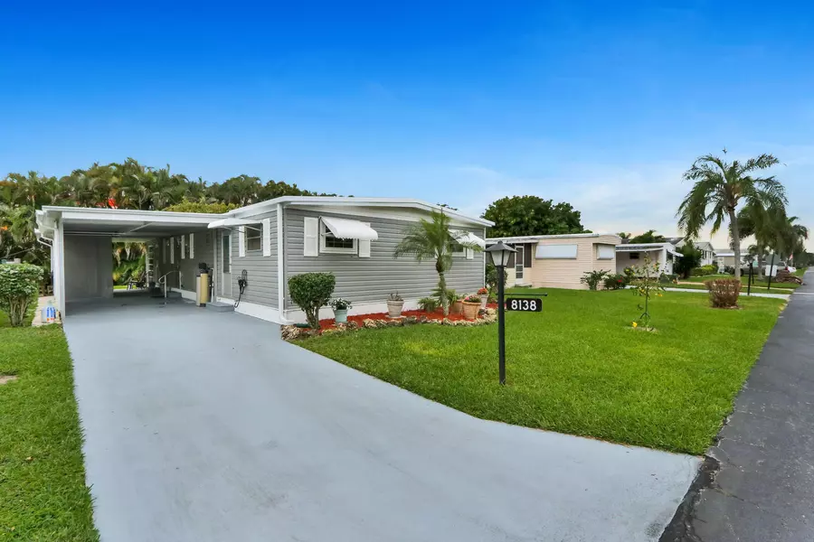 8138 South ST, Boca Raton, FL 33433