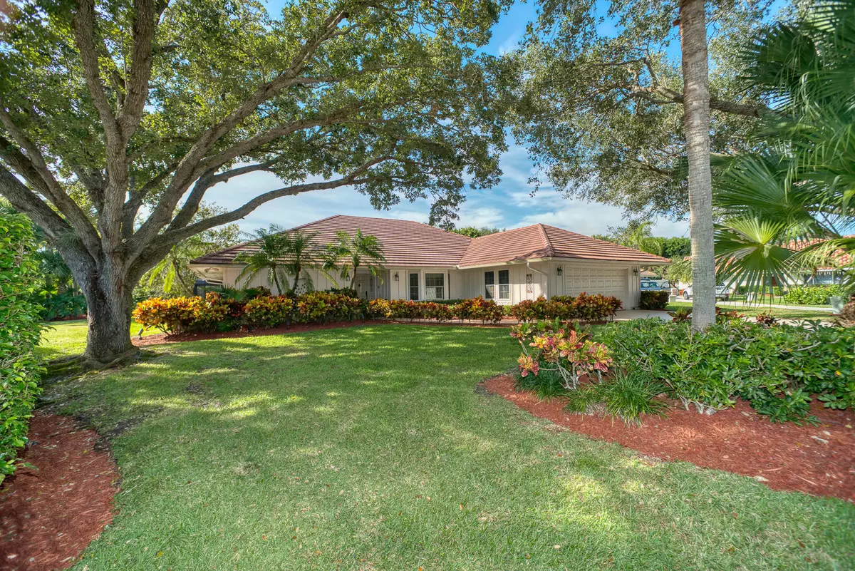 Palm Beach Gardens, FL 33418,4 Wycliff CT