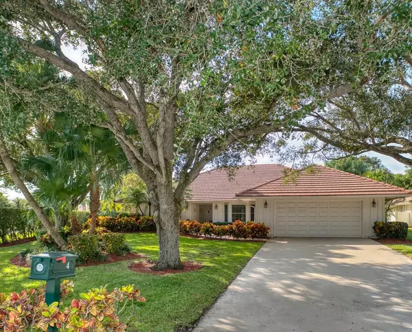 Palm Beach Gardens, FL 33418,4 Wycliff CT