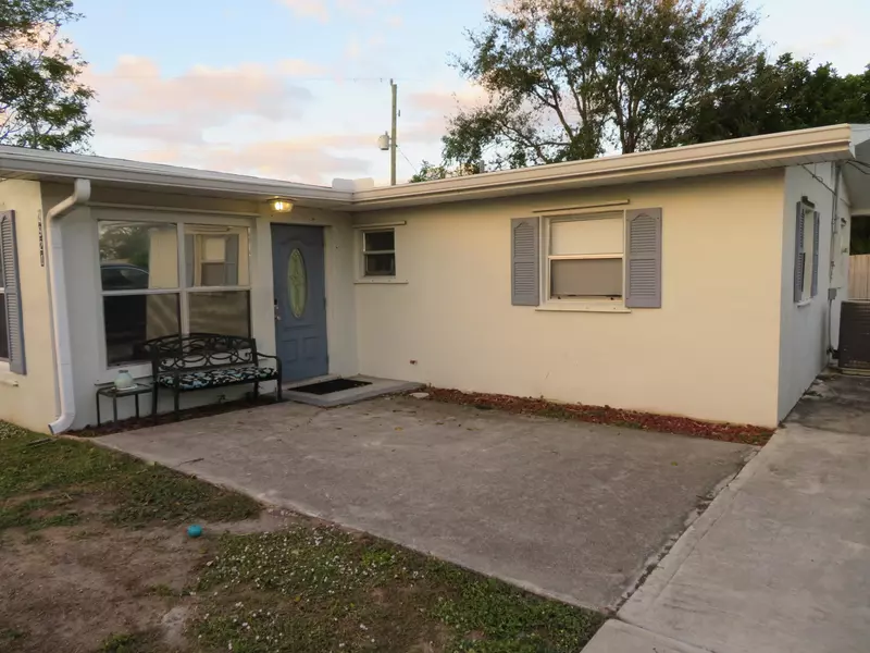 2921 NE Savannah RD, Jensen Beach, FL 34957