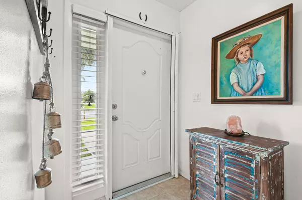 Fort Pierce, FL 34982,930 Savannas Point DR B