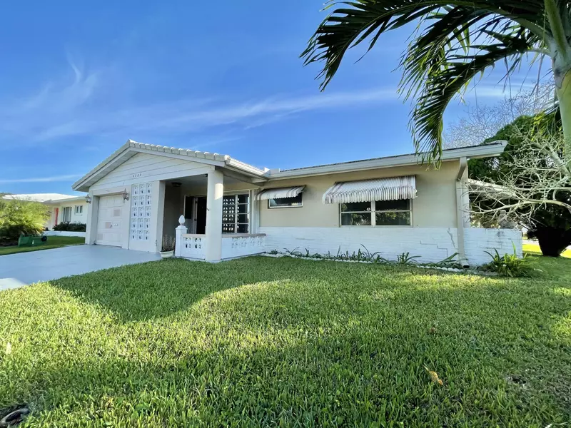 4700 NW 43rd TER, Tamarac, FL 33319