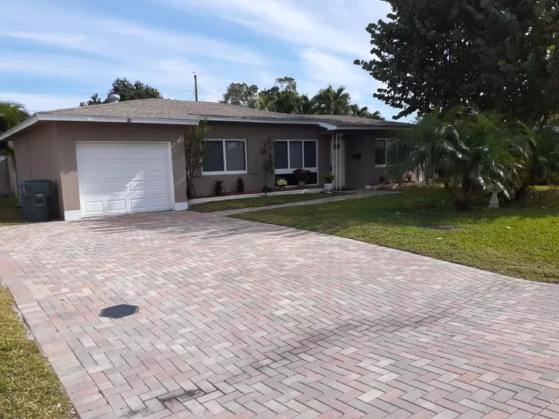 4750 NE 2nd TER, Oakland Park, FL 33334