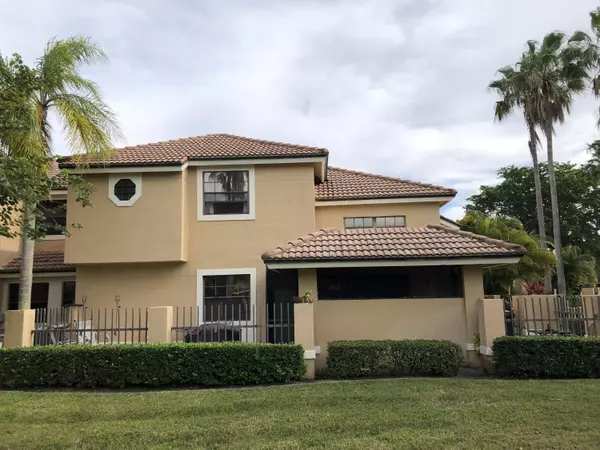 Palm Beach Gardens, FL 33418,380 Prestwick CIR 1