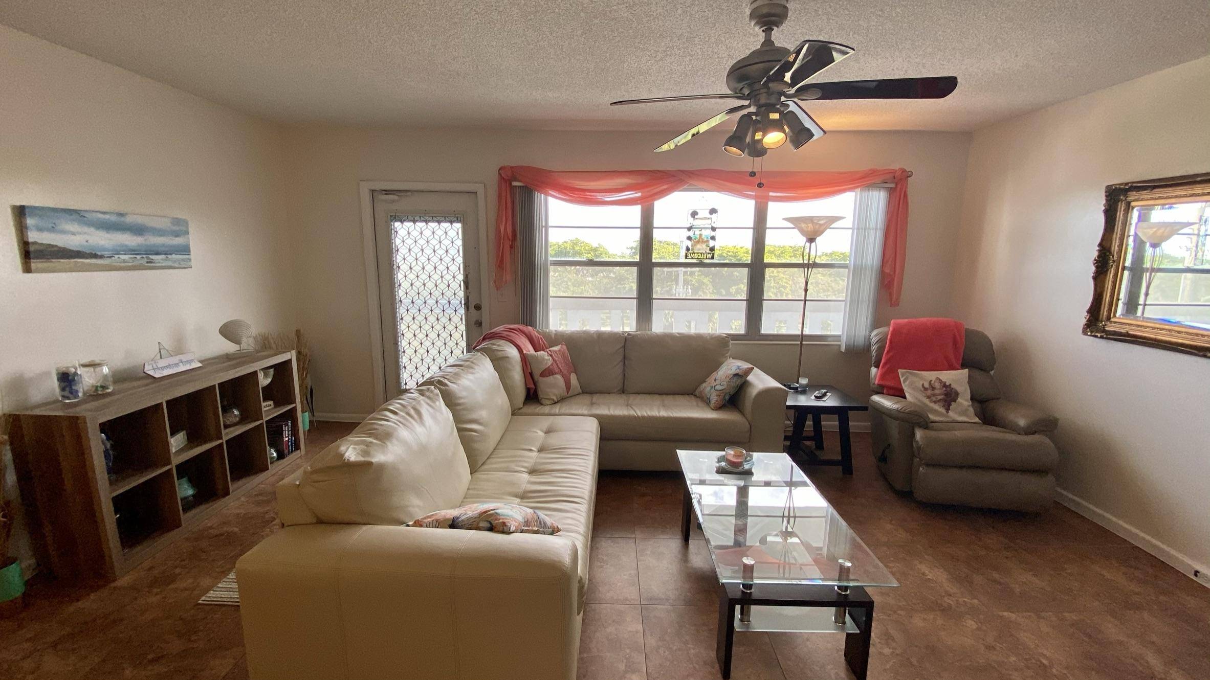 4032 Swansea B 4032, Deerfield Beach, FL 33442