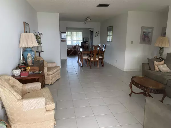 Boynton Beach, FL 33426,1705 SW 16th ST