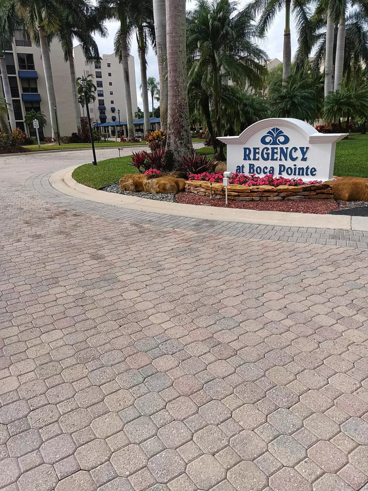 Boca Raton, FL 33433,7580 Regency Lake DR 601