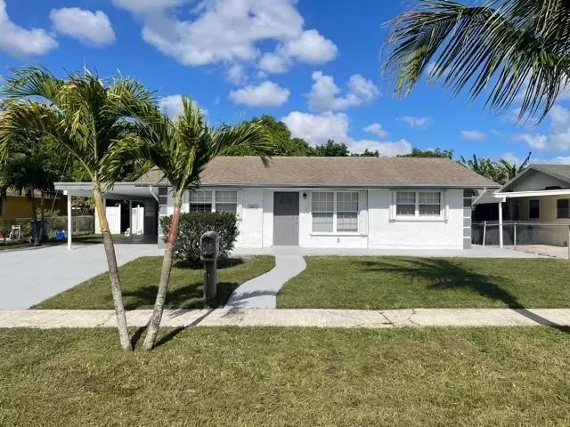 West Palm Beach, FL 33417,4951 Pine Knott LN