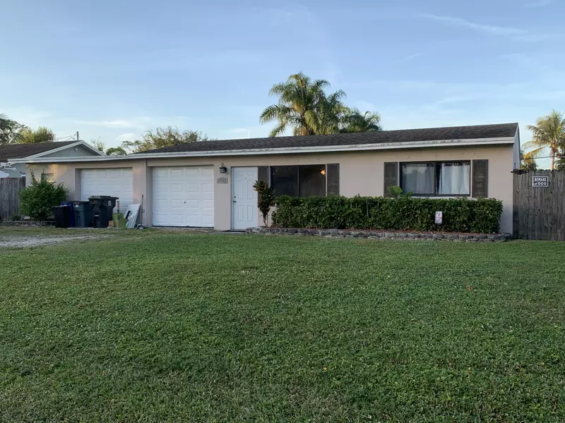 7585 Seabreeze DR, Lake Worth, FL 33467