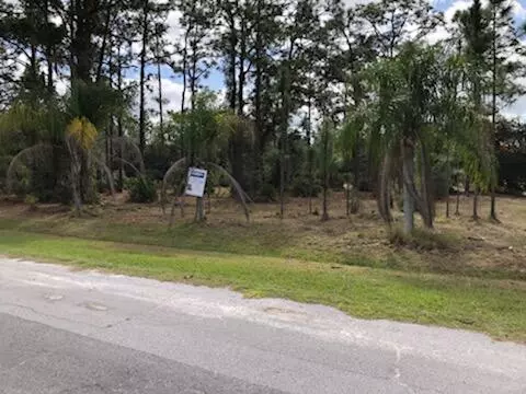 Indian Lake Estates, FL 33855,823 Pandora DR