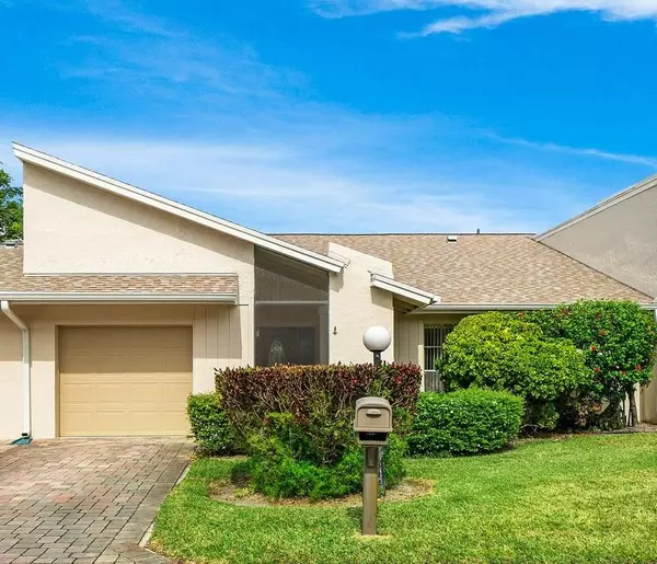 Lake Worth, FL 33467,6991 Lupin LN