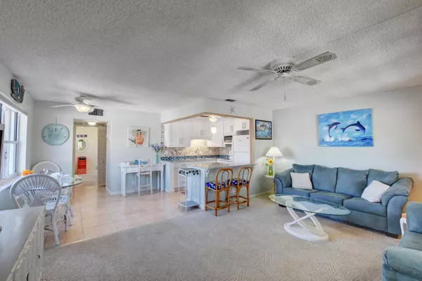 Boynton Beach, FL 33435,210 E Horizons 308