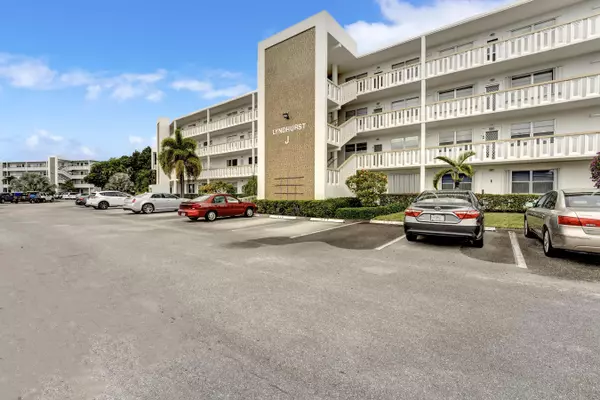 2031 Lyndhurst J, Deerfield Beach, FL 33442