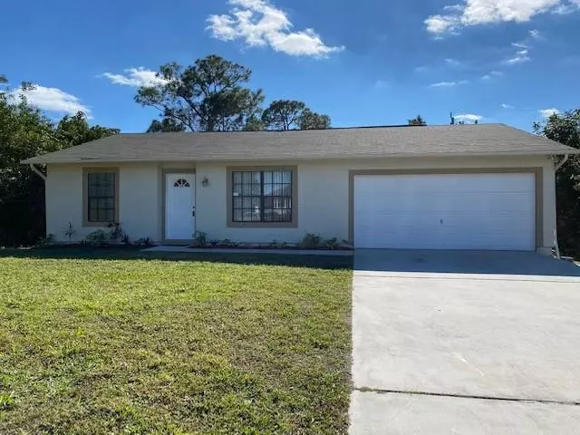 630 SW Hoffenberg AVE, Port Saint Lucie, FL 34953