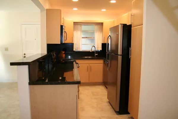 1301 NW 12th AVE 413a, Boca Raton, FL 33486