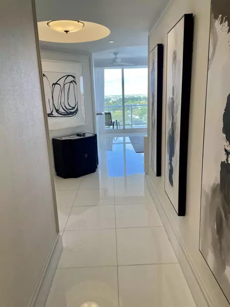 2700 N Ocean DR 506b, Singer Island, FL 33404