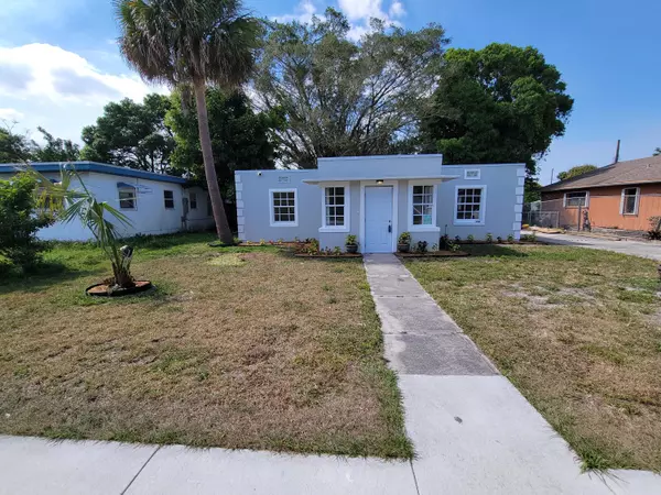 Fort Pierce, FL 34950,1107 S 7th ST