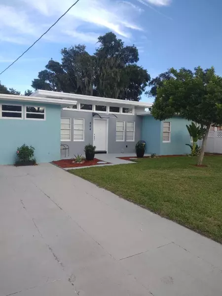 824 S 7th ST, Fort Pierce, FL 34950