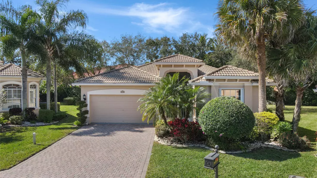 6556 Via Primo ST, Lake Worth, FL 33467