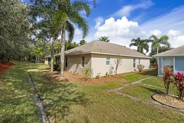 Port Saint Lucie, FL 34953,550 SW Sundance TRL