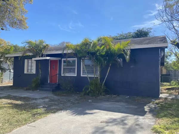 1407 Delaware AVE, Fort Pierce, FL 34950