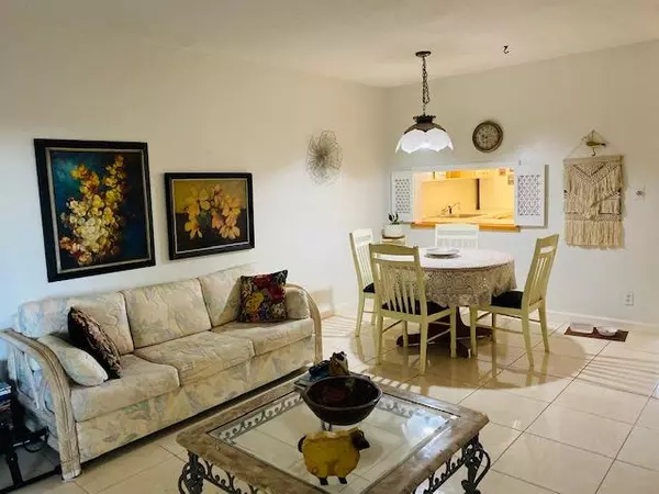 Lake Worth, FL 33461,2721 N Garden DR 309