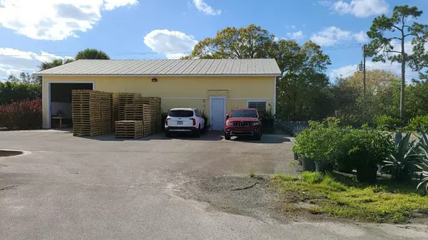 Stuart, FL 34997,2696 SW 96th ST