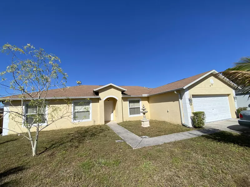 1241 SW Medina AVE, Port Saint Lucie, FL 34953