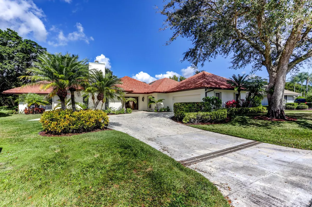 Palm Beach Gardens, FL 33418,2 Durness CT