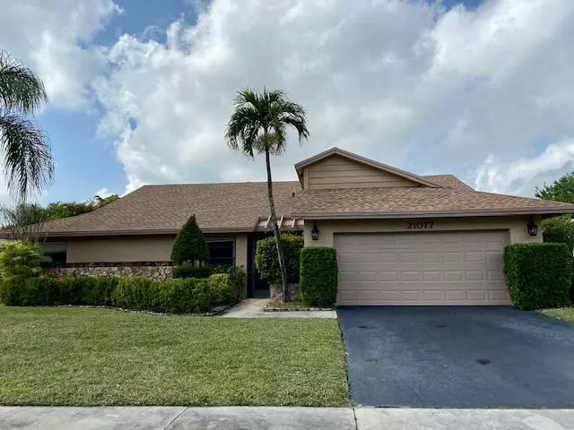 21077 Shady Vista LN, Boca Raton, FL 33428