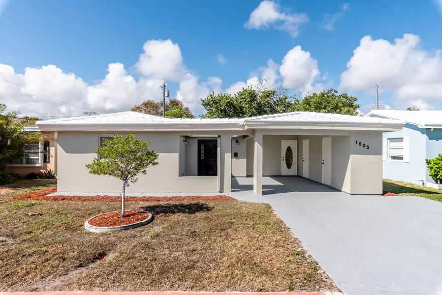 1605 N Palmway, Lake Worth Beach, FL 33460