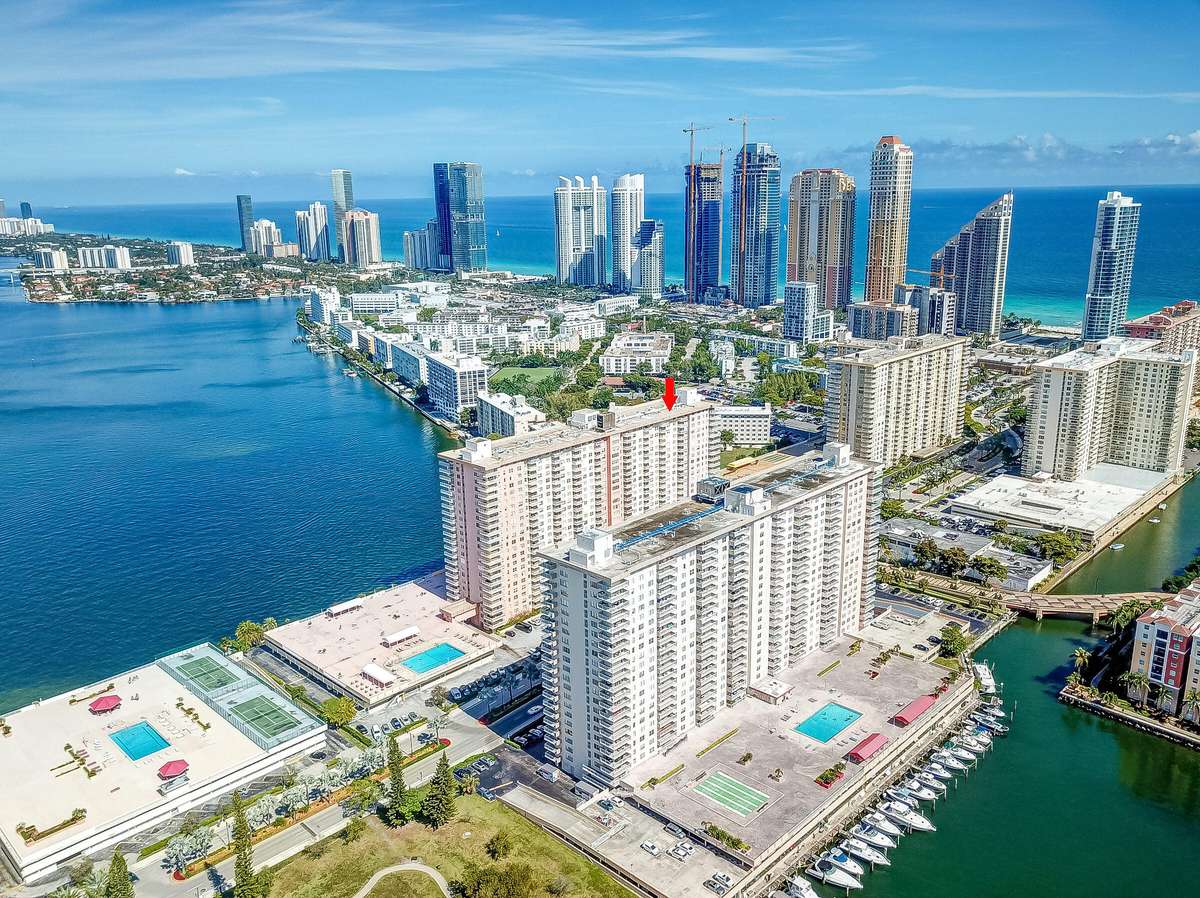 Sunny Isles Beach, FL 33160,251 174th ST 715