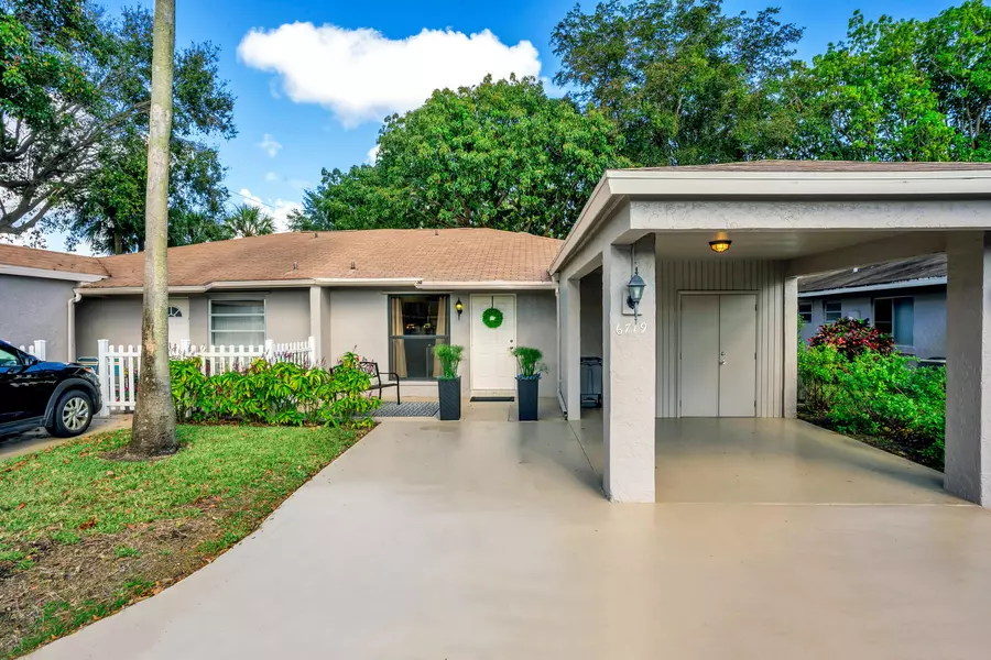 6719 Moonlit DR, Delray Beach, FL 33446