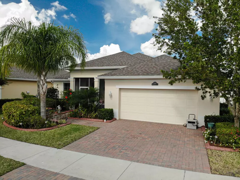 10289 SW Waterway LN, Port Saint Lucie, FL 34987