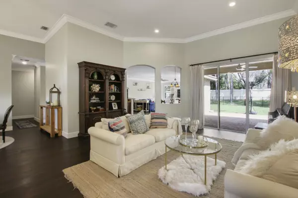 West Palm Beach, FL 33411,1590 Newhaven Point LN