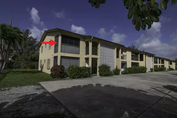 1754 2nd AVE 212,  Lake Worth Beach,  FL 33460